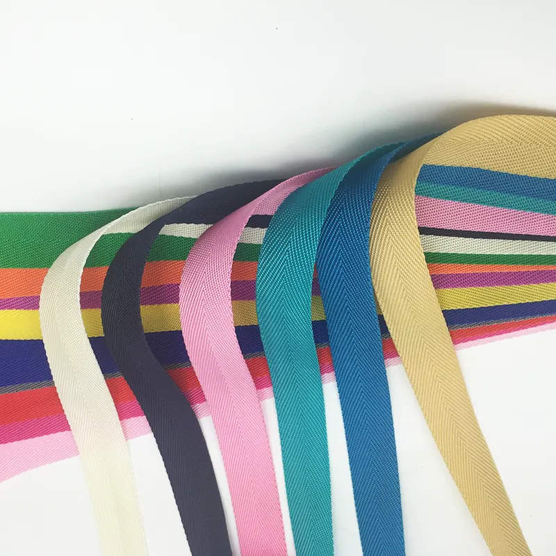 Îmbrăcăminte de nylon tipărită